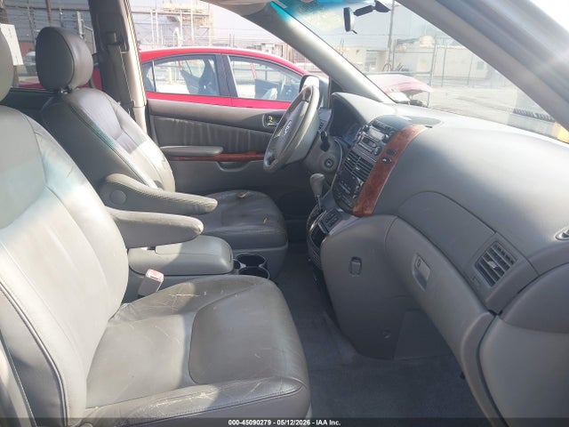 Toyota Sienna Xle