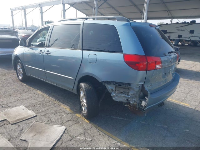 Toyota Sienna Xle