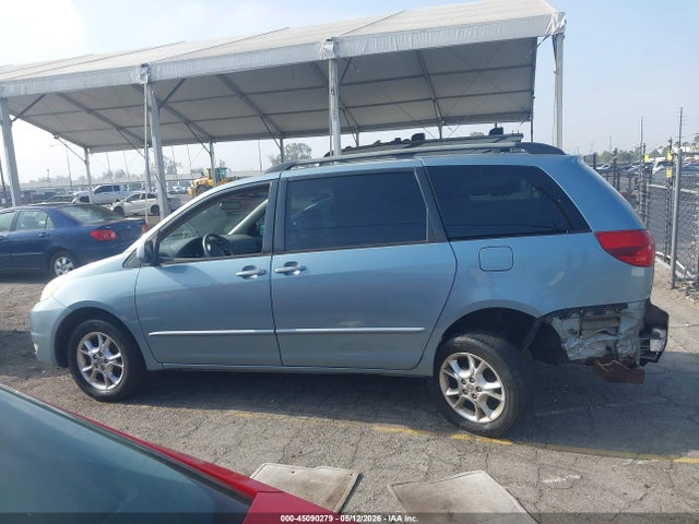 Toyota Sienna Xle