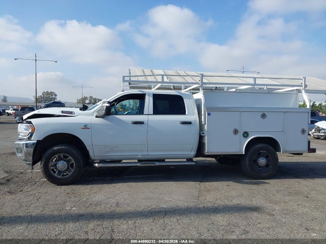 Ram 3500 Tradesman  4x4 8' Box