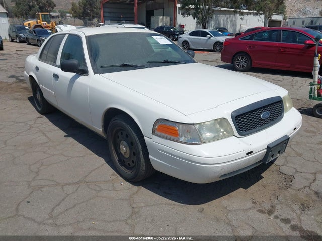Salvage Ford Crown Victoria Image