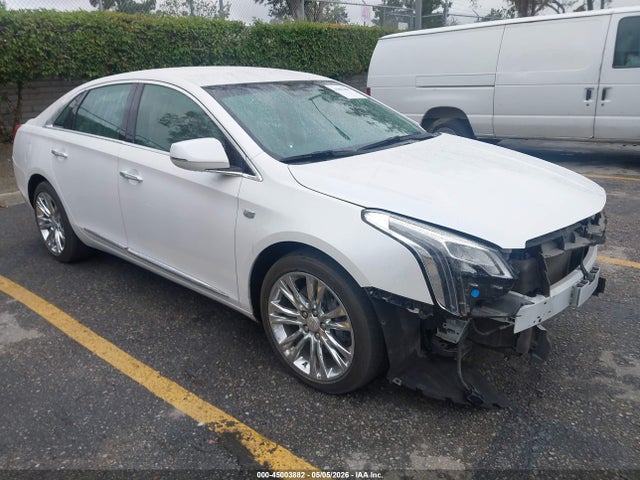 Salvage Cadillac XTS Image