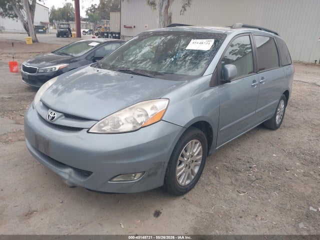 Toyota Sienna Xle