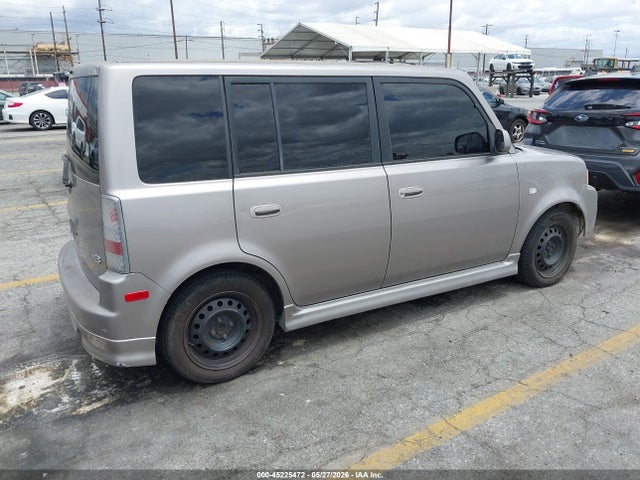 Scion xB