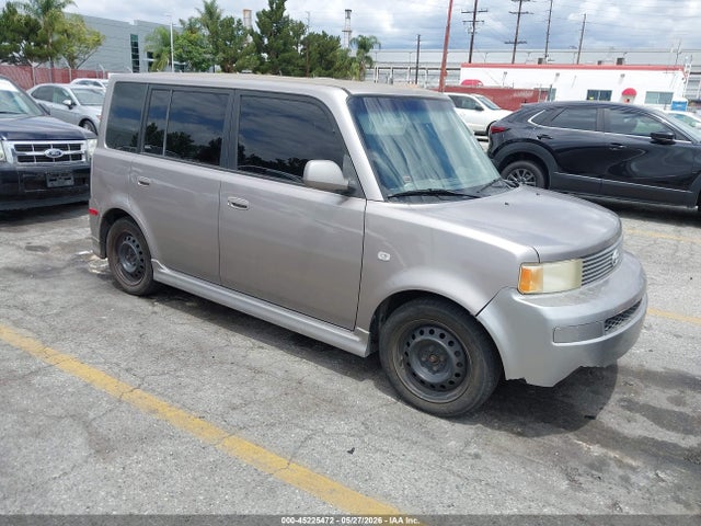 Salvage Scion xB Image