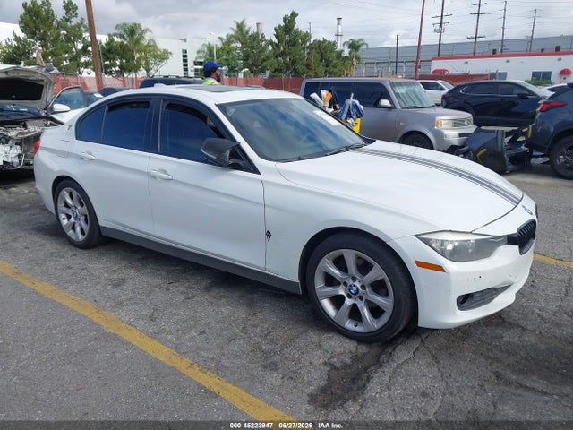 Salvage BMW 3 Series Image