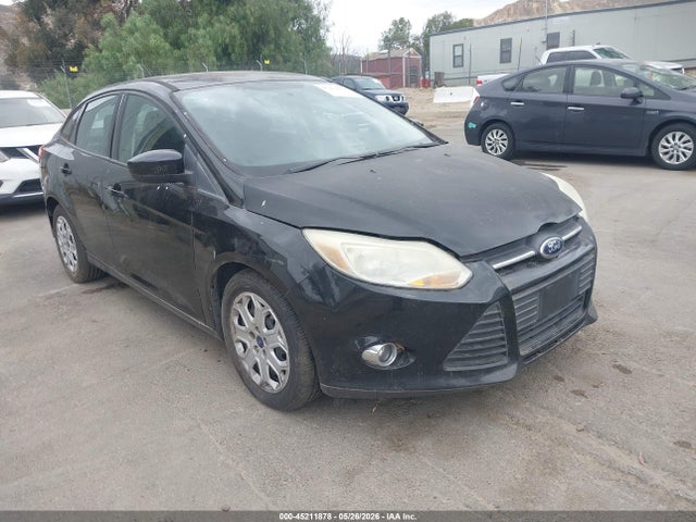Salvage Ford Focus Image