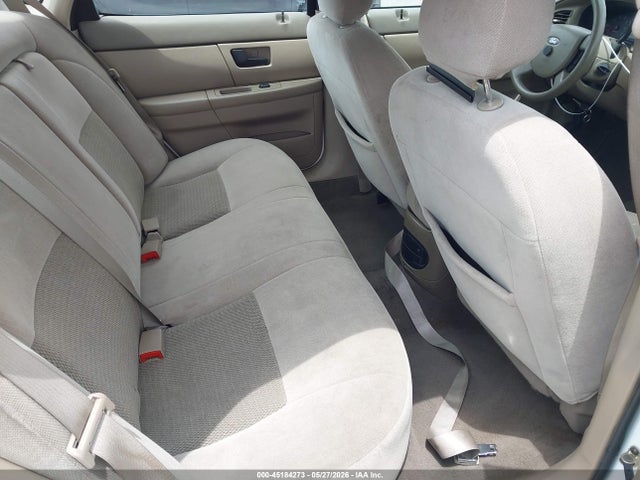 Ford Taurus Se