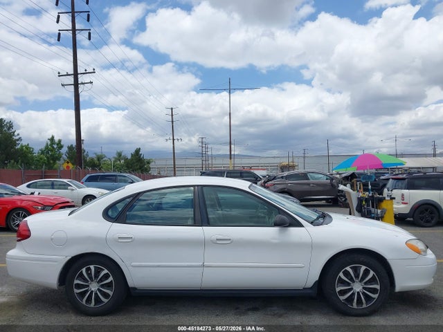 Ford Taurus Se