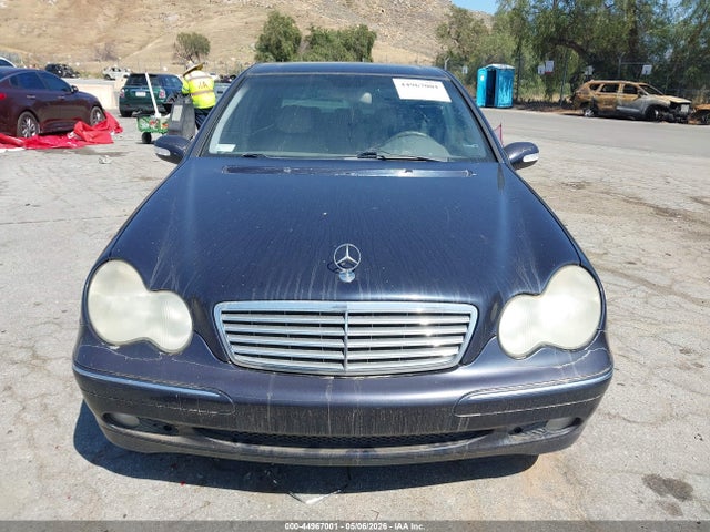 Mercedes-Benz C-Class 240