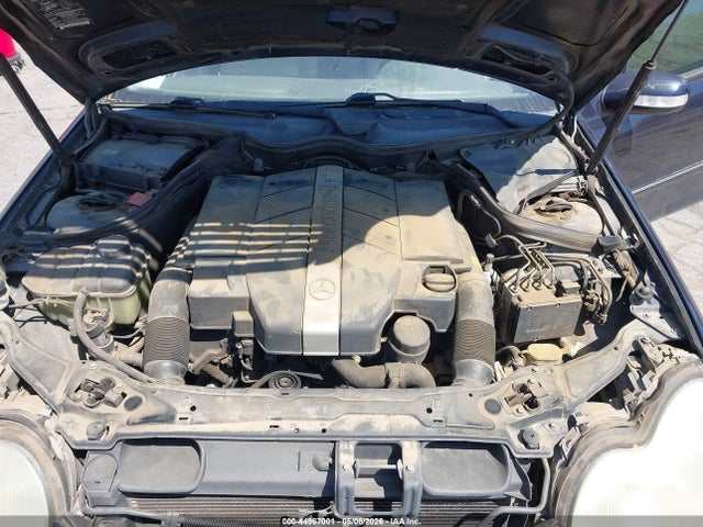 Mercedes-Benz C-Class 240