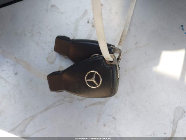 Mercedes-Benz C-Class 240