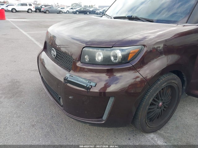 Scion xB