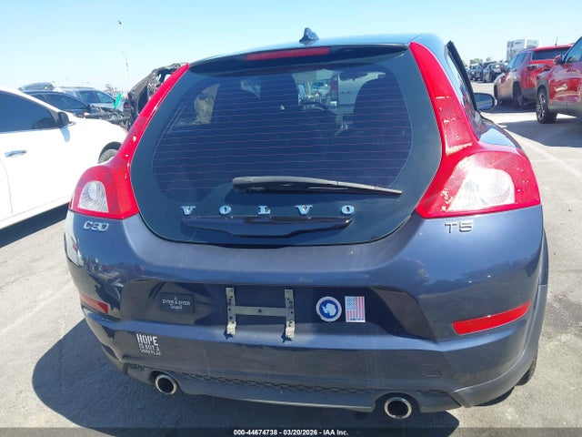 Volvo C30 T5