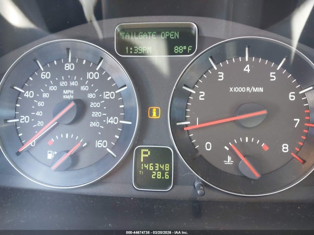 Volvo C30 T5