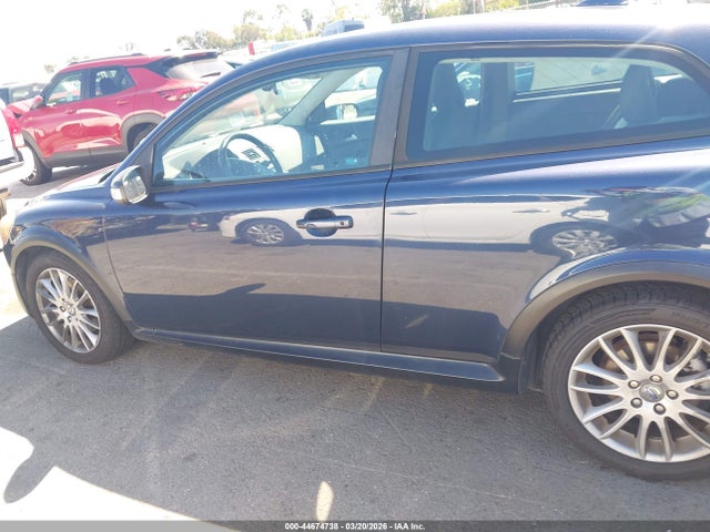 Volvo C30 T5