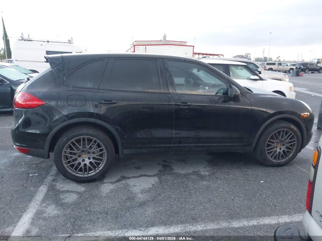 Porsche Cayenne Hybrid S