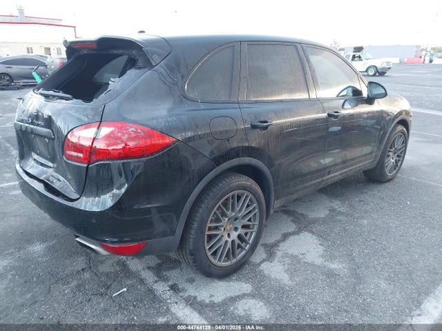 Porsche Cayenne Hybrid S