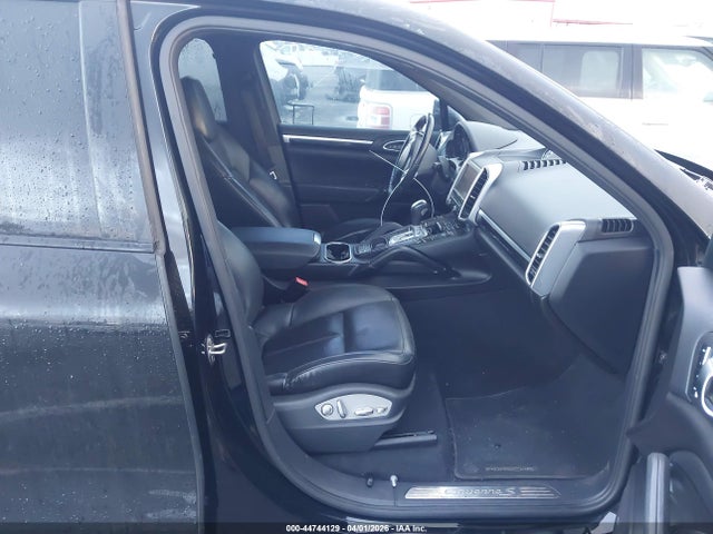 Porsche Cayenne Hybrid S
