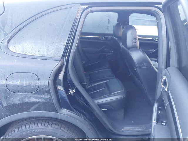 Porsche Cayenne Hybrid S