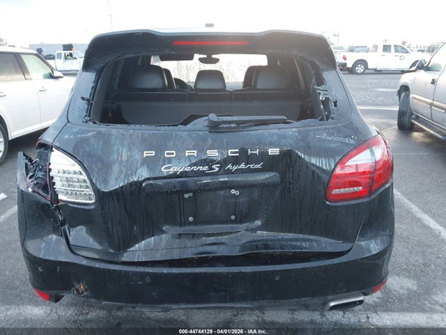 Porsche Cayenne Hybrid S