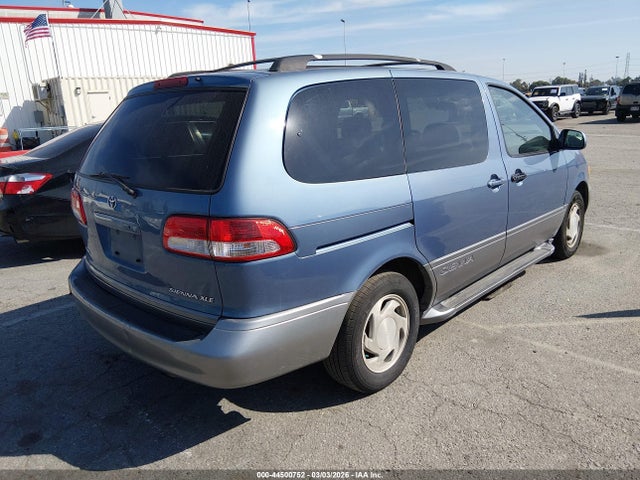 Toyota Sienna Xle