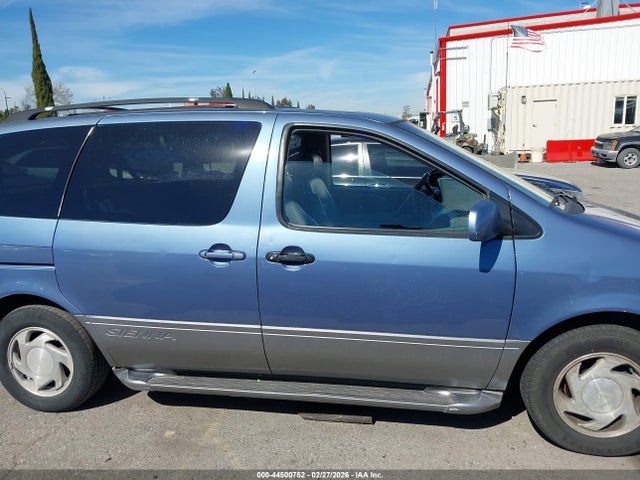 Toyota Sienna Xle