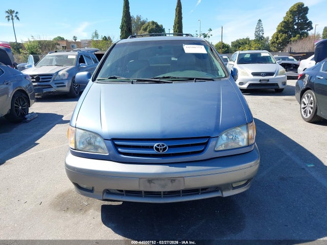 Toyota Sienna Xle