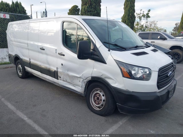 Salvage Ford Transit Image