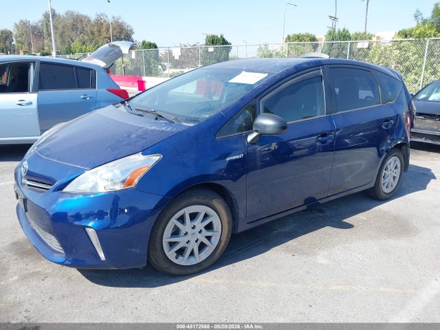 Toyota Prius v Three