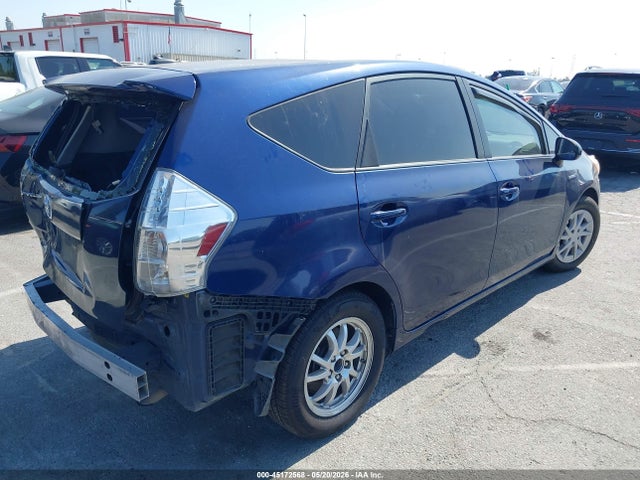 Toyota Prius v Three