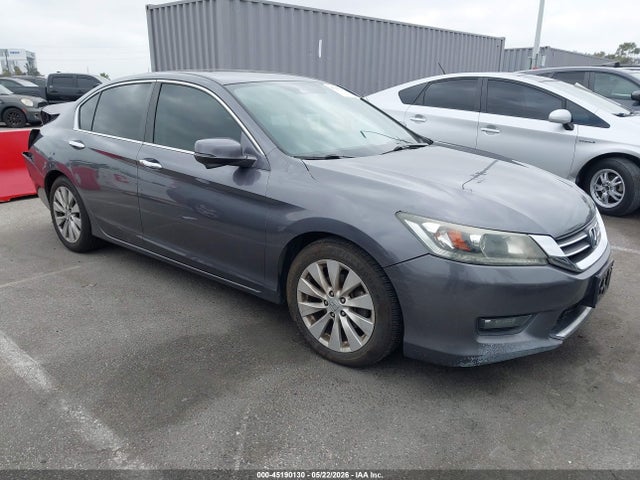Salvage Honda Accord Image