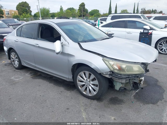 Salvage Honda Accord Image
