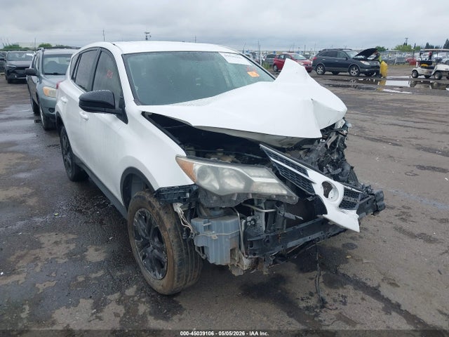 Salvage Toyota RAV4 Image