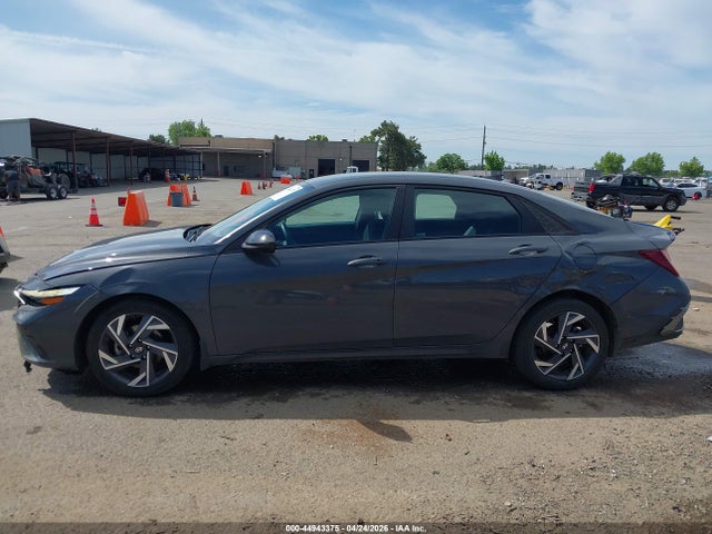 Hyundai ELANTRA Sel Sport