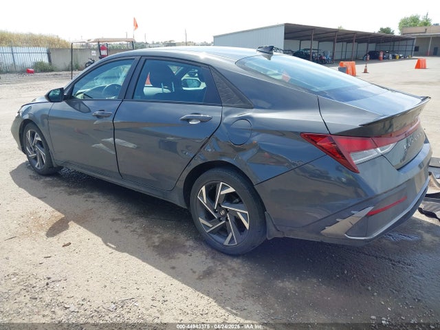 Hyundai ELANTRA Sel Sport