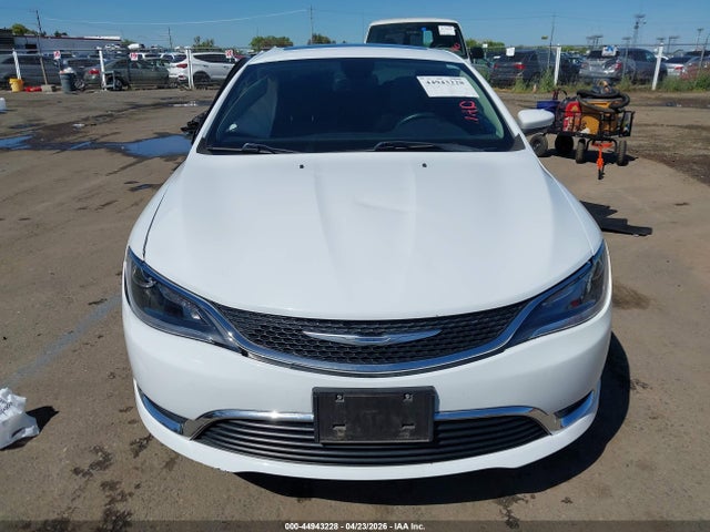 Chrysler 200 Limited
