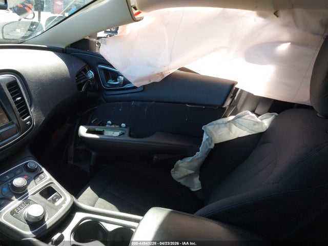 Chrysler 200 Limited