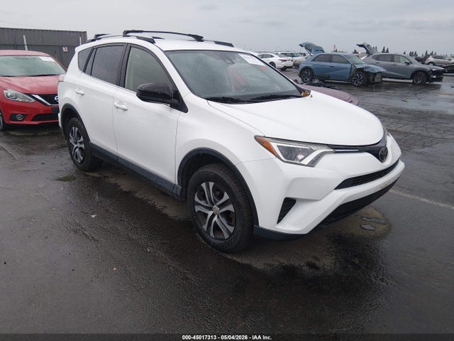 Salvage Toyota RAV4 Image