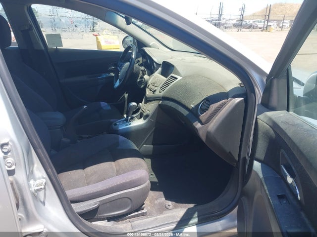 Chevrolet Cruze 1lt Auto