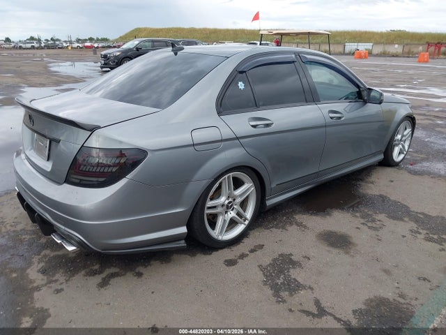 Mercedes-Benz C-Class Sport