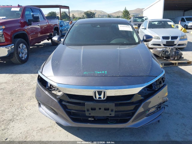 Honda Accord Touring 2.0t