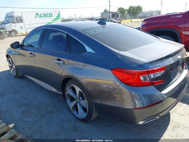 Honda Accord Touring 2.0t