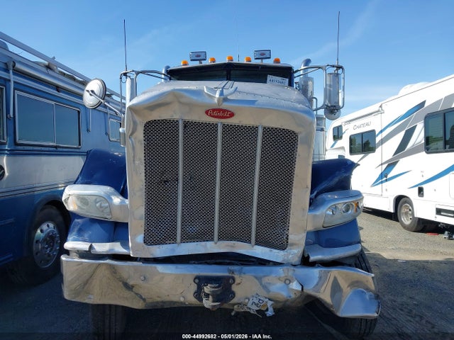 Peterbilt 388