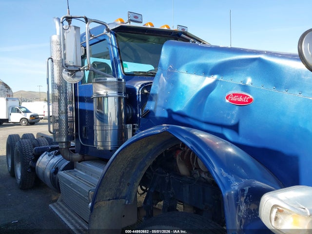 Peterbilt 388