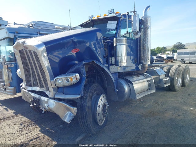 Peterbilt 388