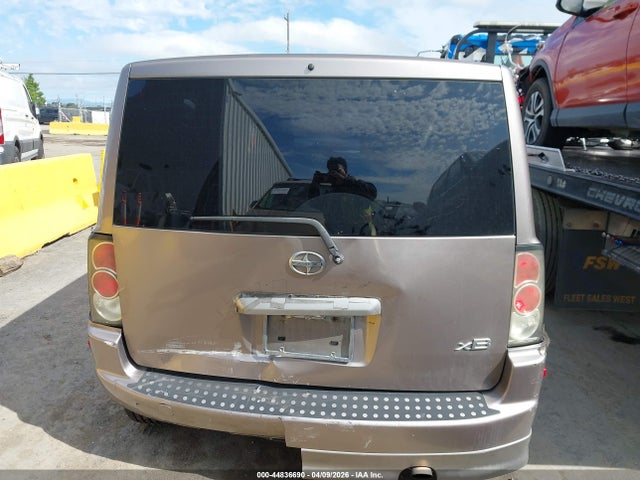 Scion xB