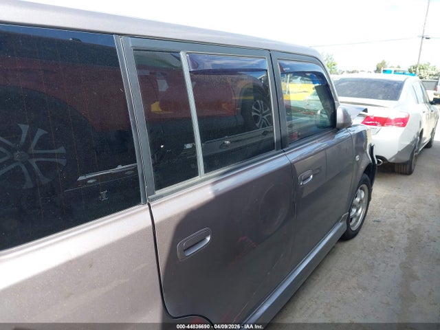 Scion xB