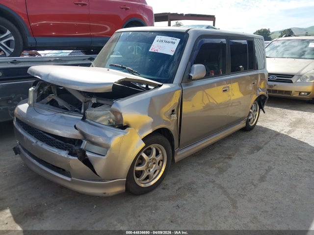 Scion xB