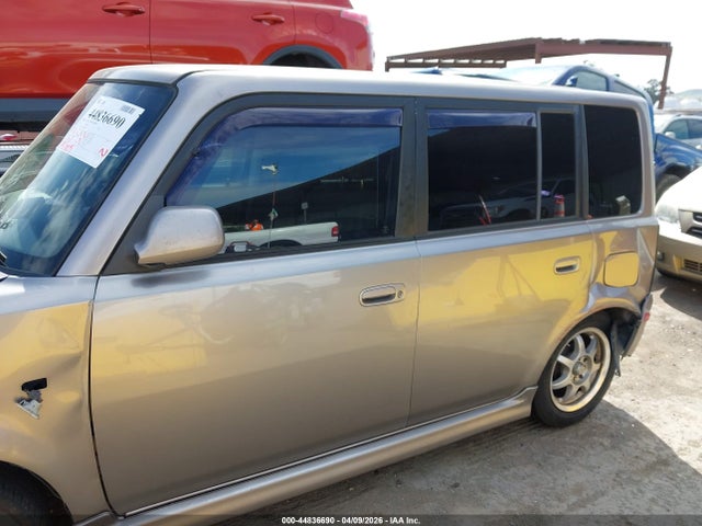 Scion xB
